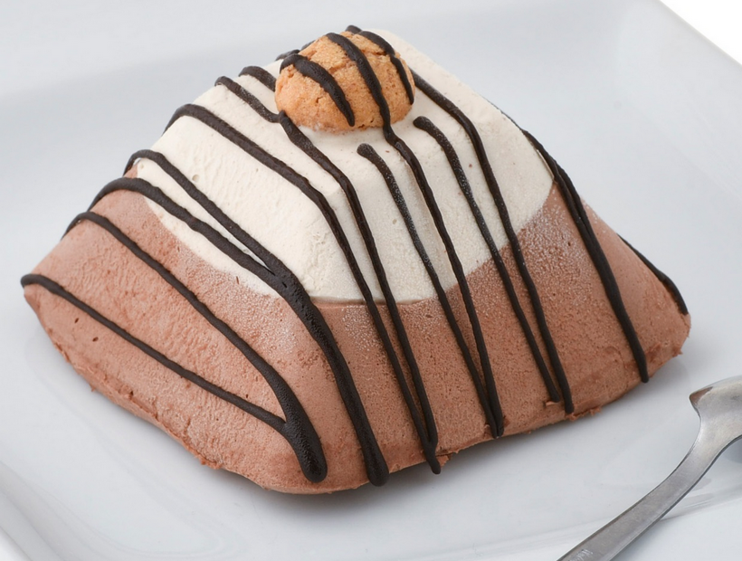 PIRAMIDE NOCCIOLA E CACAO SEMIFREDDO